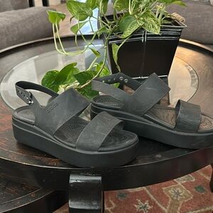 Croc platform sandals
